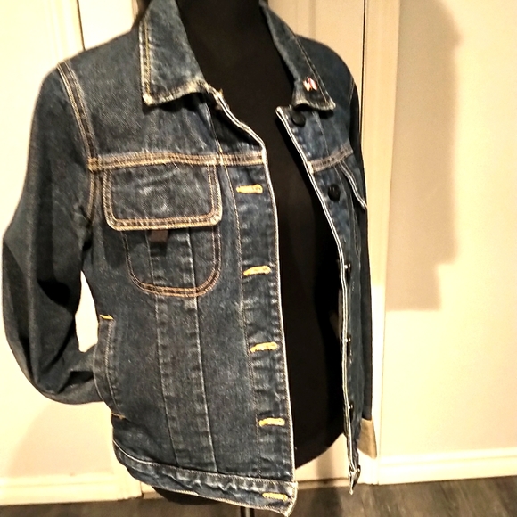Quicksilver-Roxy Denim jacket in EUC - Picture 1 of 9